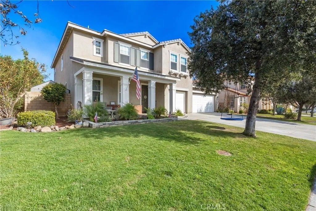 Photo of 33394 Lazurite Way, Menifee, CA 92584 (MLS # SW26050498)