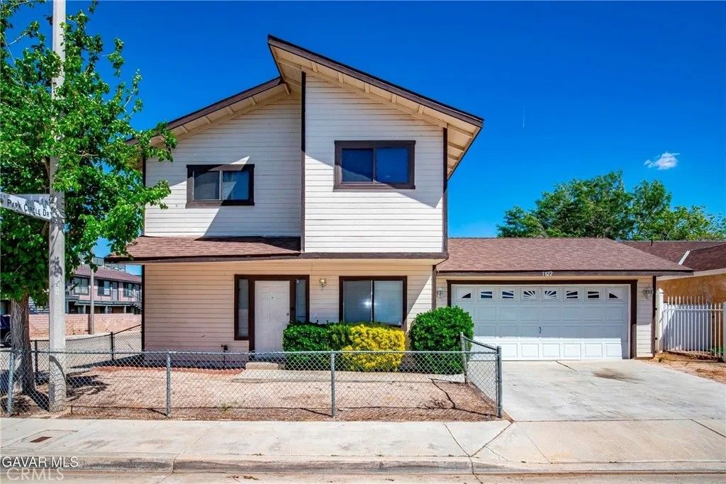 Photo of 1822 Park Circle, Lancaster, CA 93535 (MLS # SR26070754)