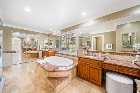 Tiny photo for 54 Turnbury Lane, Irvine, CA 92620 (MLS # WS26032751)