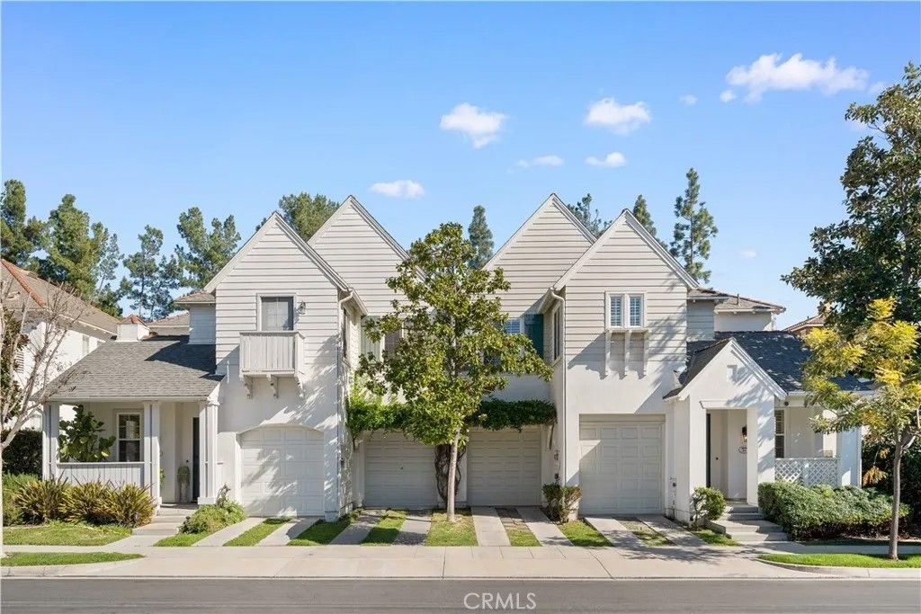 Photo of 54 Turnbury Lane, Irvine, CA 92620 (MLS # WS26032751)