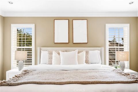 Tiny photo for 54 Turnbury Lane, Irvine, CA 92620 (MLS # WS26032751)