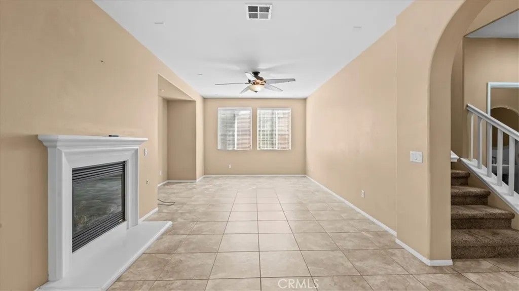 15876 Parkhouse