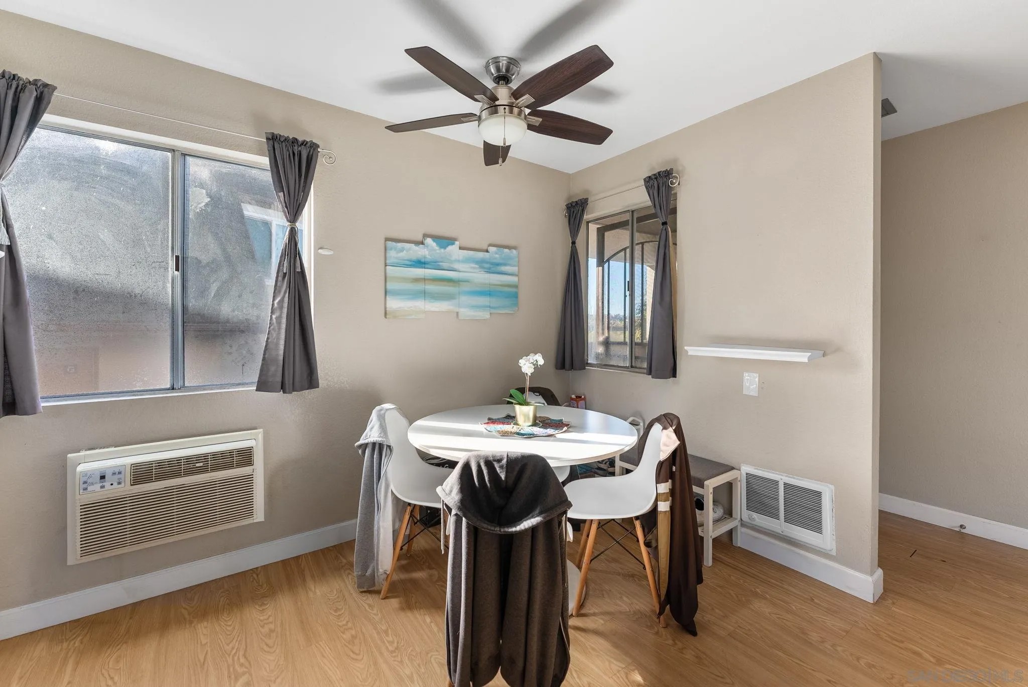 1307 Caminito Gabaldon H