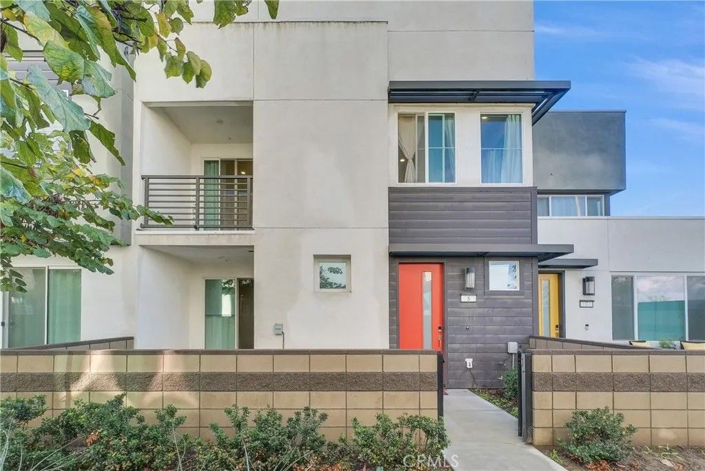 Photo of 3720 Allston paseo #8, Ontario, CA 91761 (MLS # TR25262095)