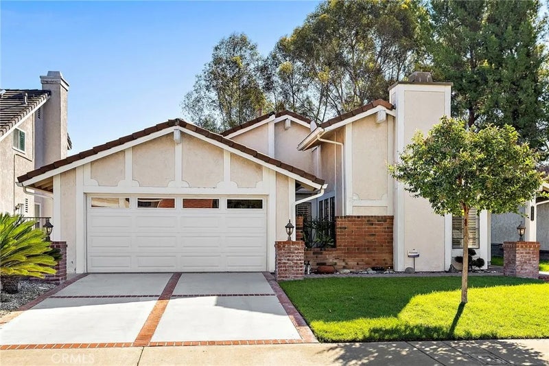 2000 Shaded Wood Road