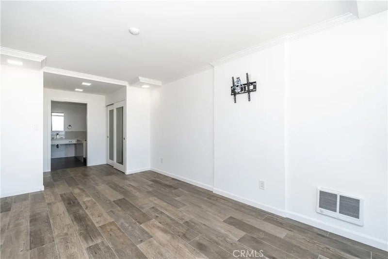 531 Esplanade 713