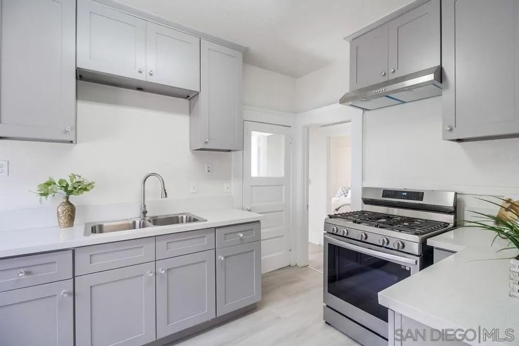 Photo of 230 20th St, San Diego, CA 92102 (MLS # 250044845)