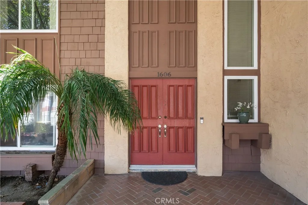 1606 Silver Rain Drive
