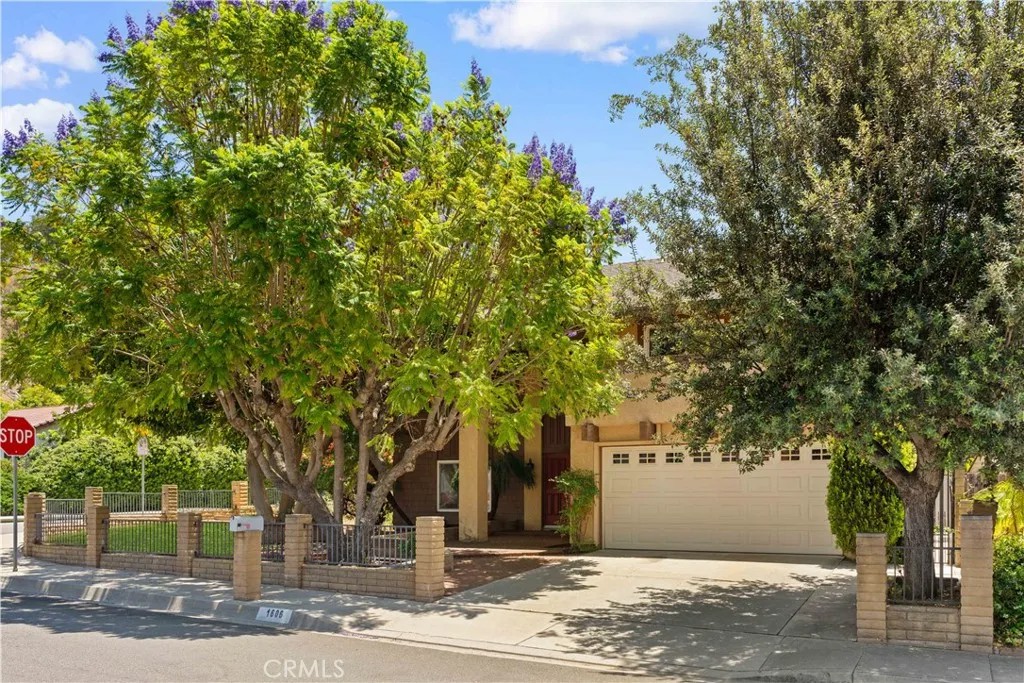 1606 Silver Rain Drive
