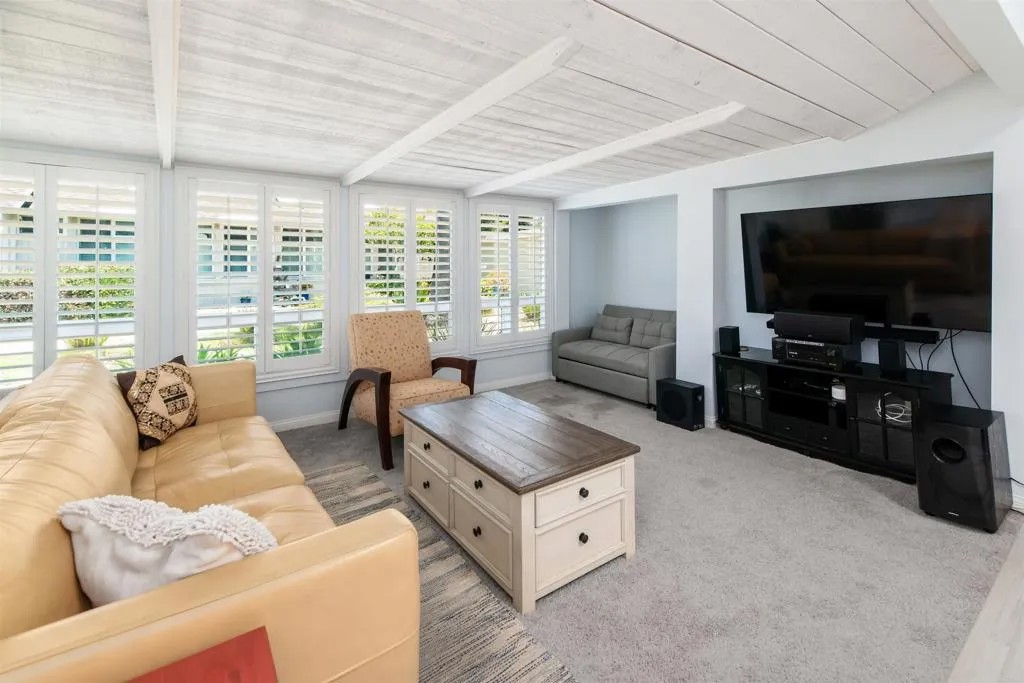 3685 Vista Campana North 61