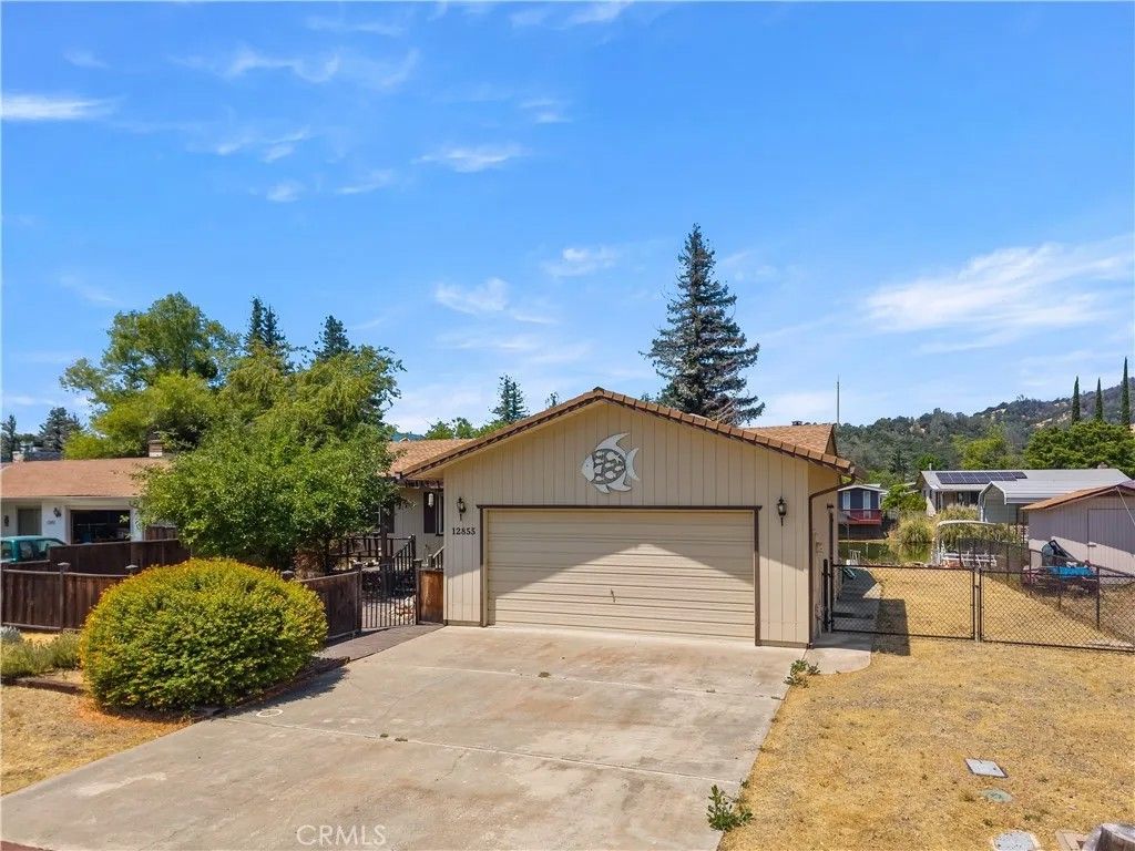Photo of 12855 Island, Clearlake Oaks, CA 95423 (MLS # LC26004889)
