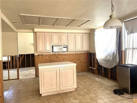 Tiny photo for 39198 Calistoga Dr, Murrieta, CA 92563 (MLS # SB25246150)