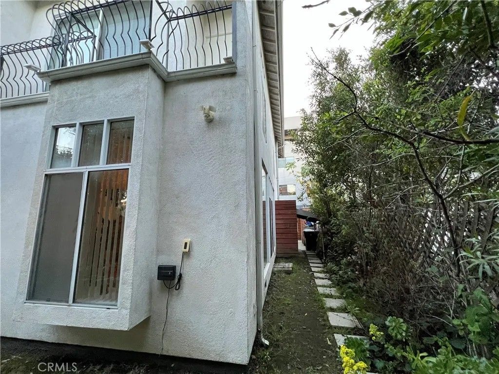 Photo of 3943 Wade, Los Angeles, CA 90066 (MLS # PW26026090)