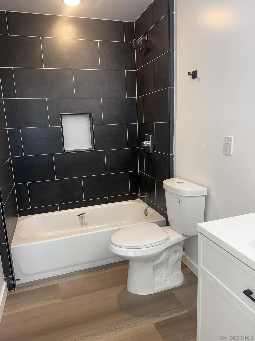 Photo of 4913 Glen, La Mesa, CA 91941 (MLS # 260022454)