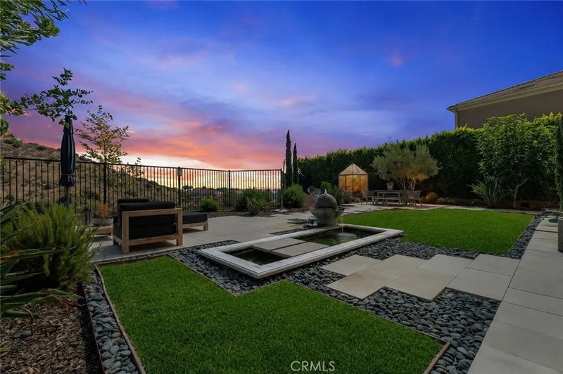 24347 W Stone Bend