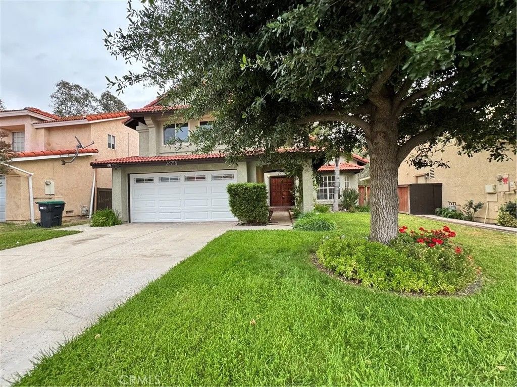 Photo of 24718 Leafwood Dr, Murrieta, CA 92562 (MLS # SW26089977)