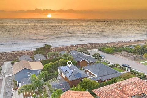 Tiny photo for 119 10th St, Del Mar, CA 92014 (MLS # 250041502)