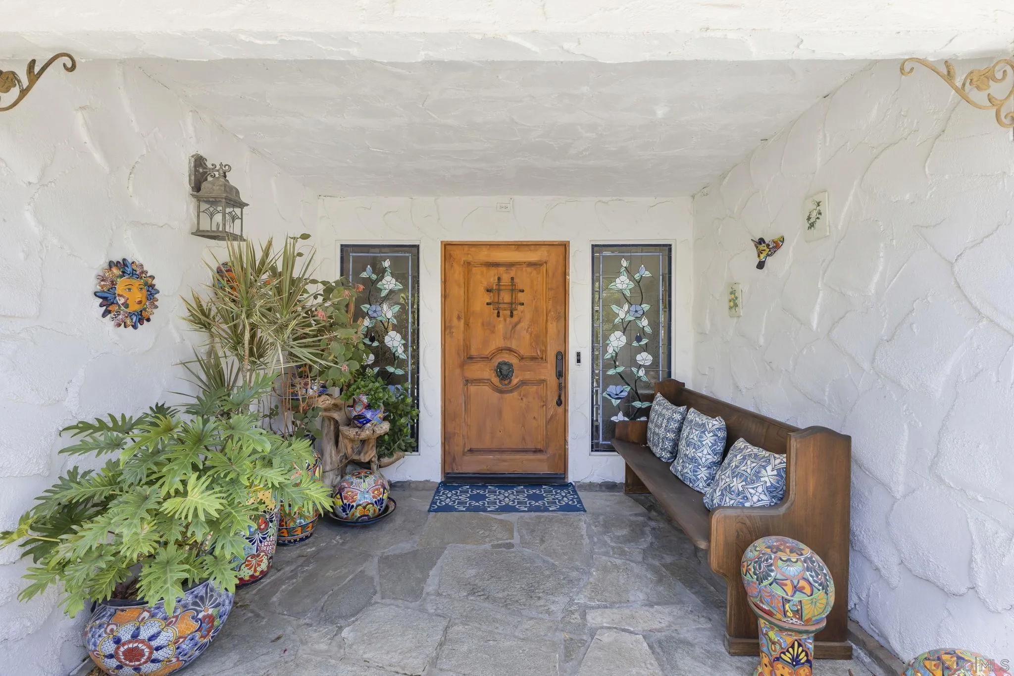 1057 Calle Mesita