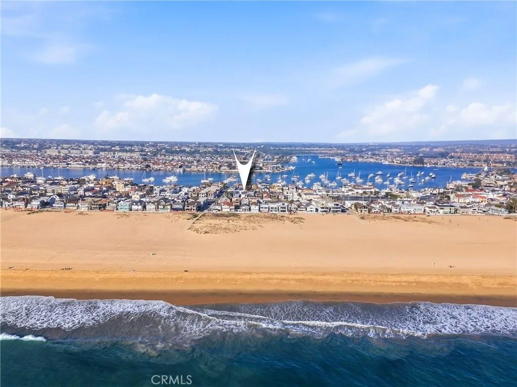 Photo of 820 W Balboa Boulevard, Newport Beach, CA 92661 (MLS # NP26025014)