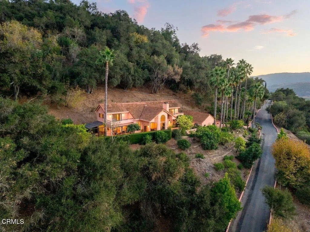 Photo of 10920 Ventura Avenue, Oak View, CA 93022 (MLS # V1-39557)