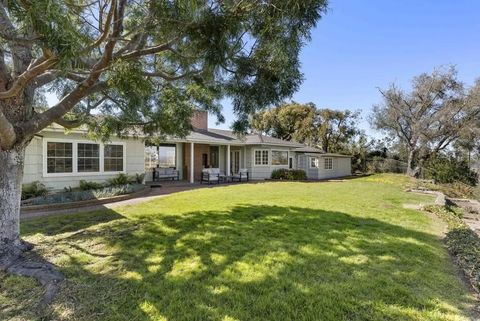 1449 Crest Rd Del Mar CA 92104