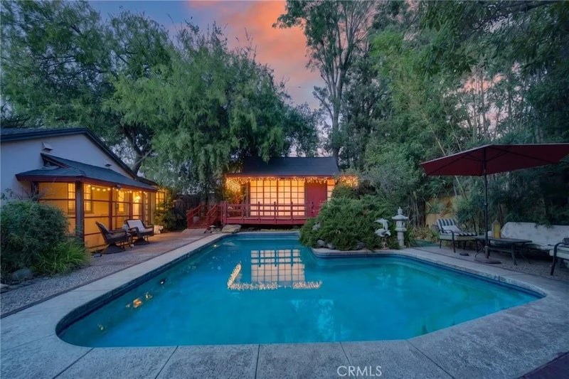 2136 S El Molino