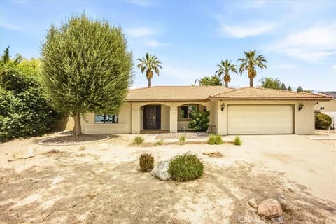 Property photo of 929 W Pinto Court, Upland, CA 91786