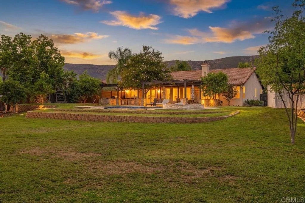 23560 Green Glen
