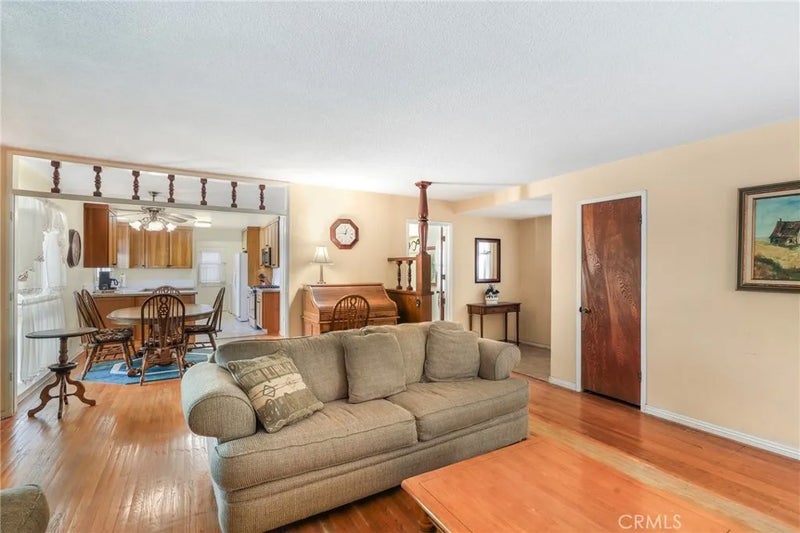 2439 E Paradise Road
