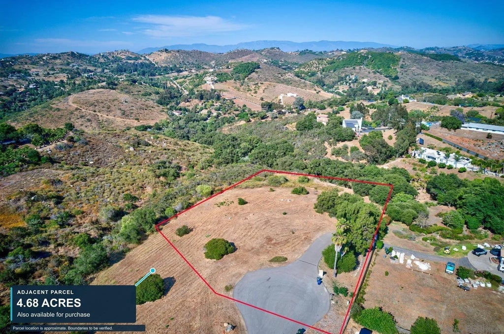 Photo of Fairview Dr, Vista, CA 92084 (MLS # 260022717)