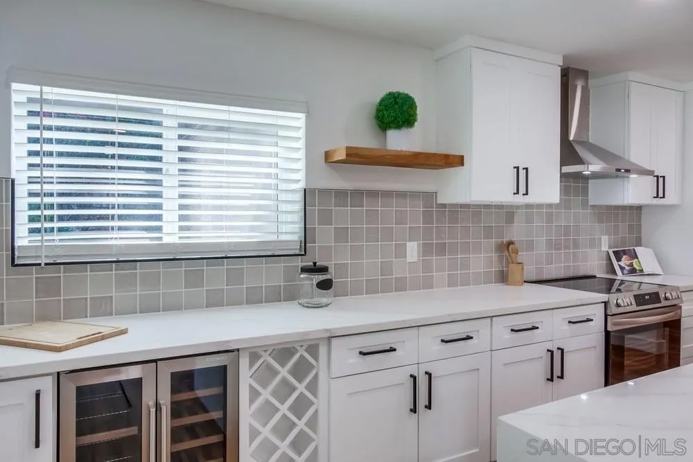 13113 Calle De Las Rosas