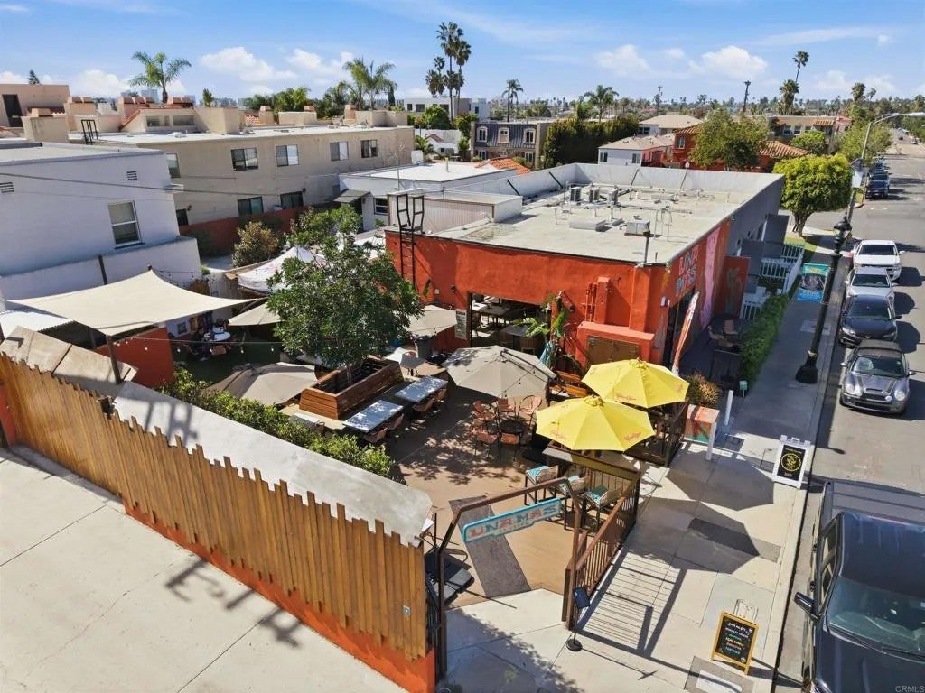 2611 Adams Avenue