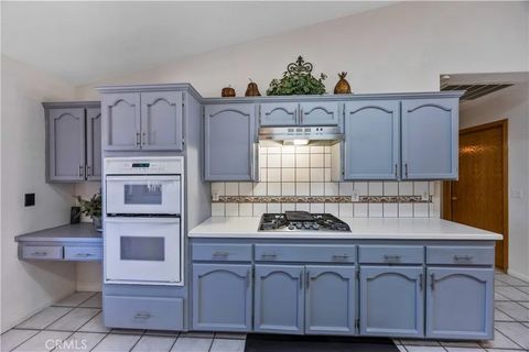 Tiny photo for 12846 Quail Vista, Apple Valley, CA 92308 (MLS # DW25244231)
