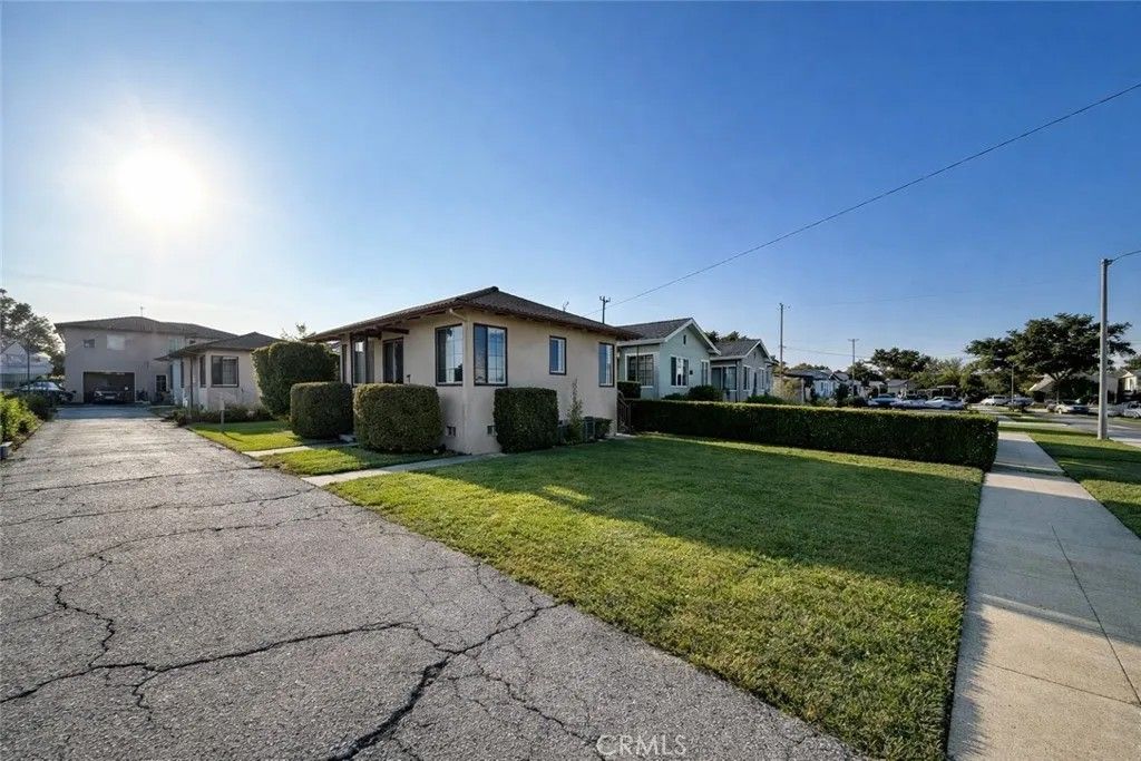 Photo of 713 S 8th Street, Alhambra, CA 91801 (MLS # WS26081082)