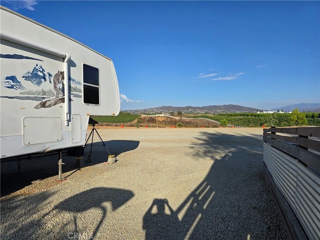 Photo of 39815 Jeremiah Road, Temecula, CA 92591 (MLS # SW26007762)