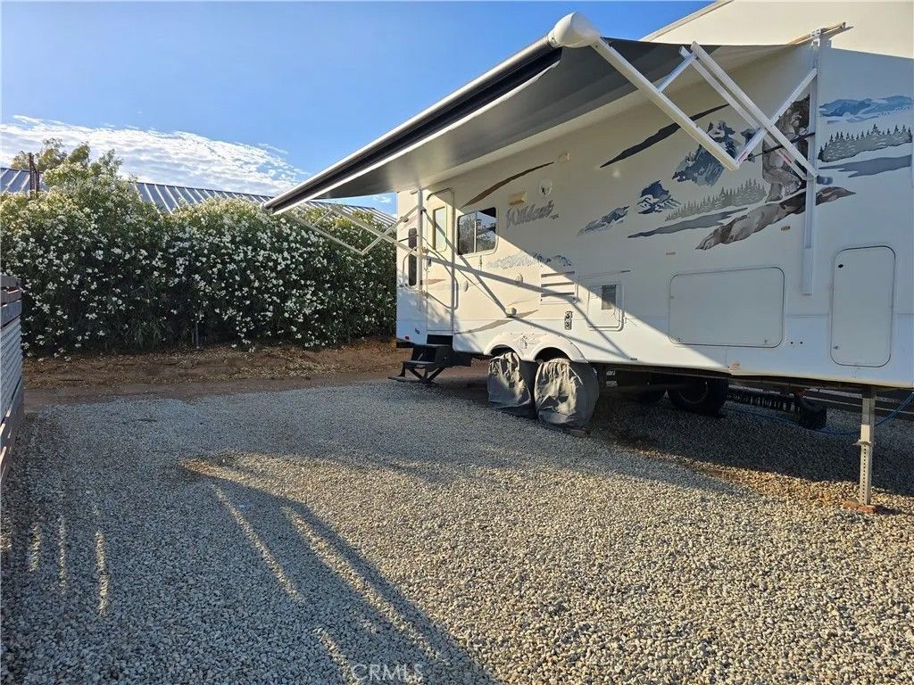 Photo of 39815 Jeremiah Road, Temecula, CA 92591 (MLS # SW26007762)