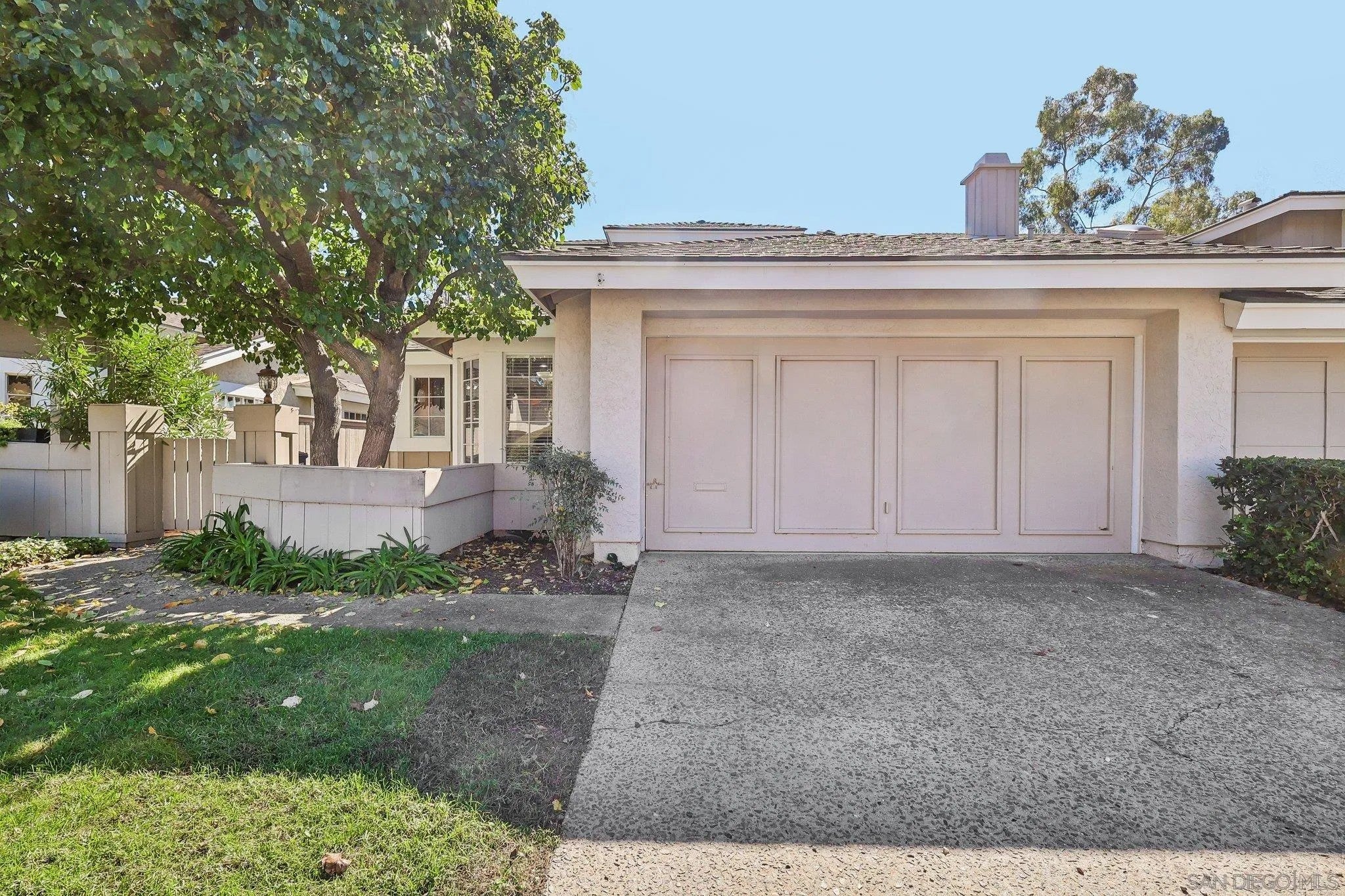 568 Rockport Ct