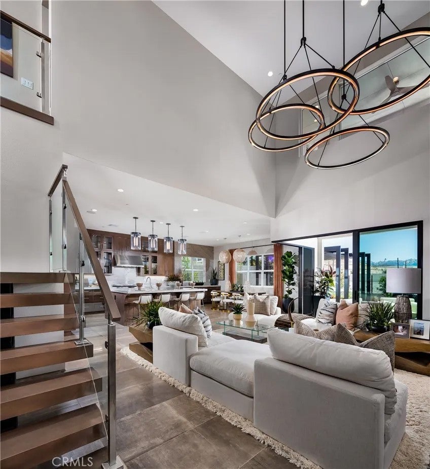 27517 Juniper Lane