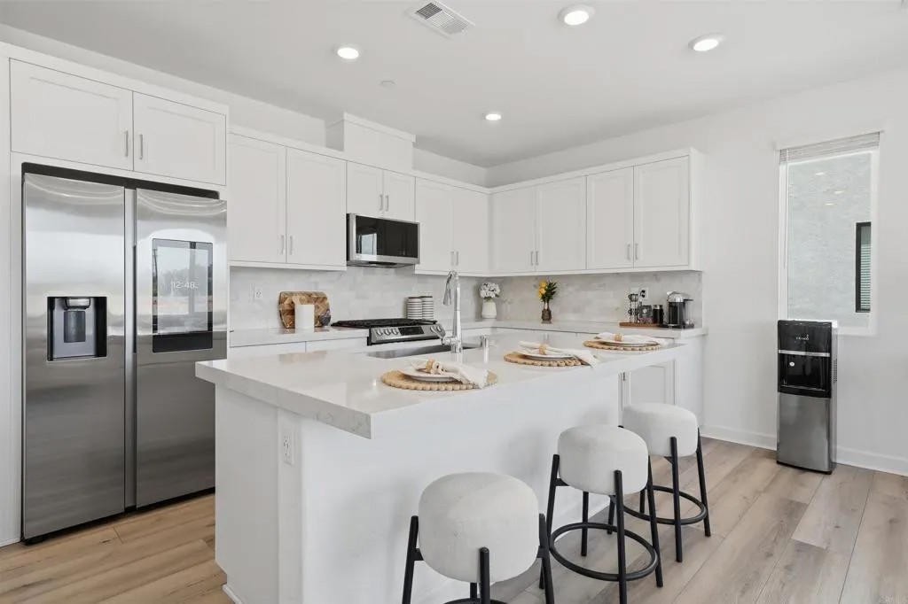 2402 Cascalote Loop