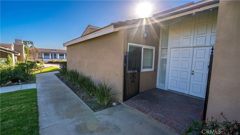 Photo of 1185 Mountain Gate, Upland, CA 91786 (MLS # AR26033126)