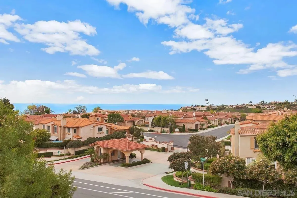 La Jolla, California 92037, United States, 3 Bedrooms Bedrooms, ,3 BathroomsBathrooms,Residential,Active,238774