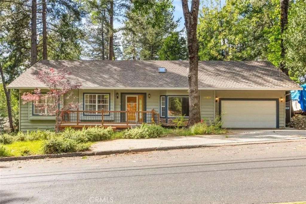 Photo of 14621 Carnegie Rd, Magalia, CA 95954 (MLS # SN26079091)