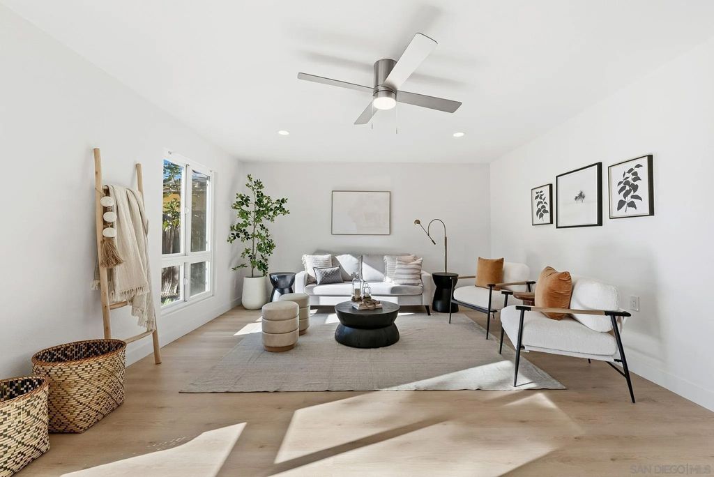 Photo of 650 Olinda St, Escondido, CA 92027 (MLS # 250045707)