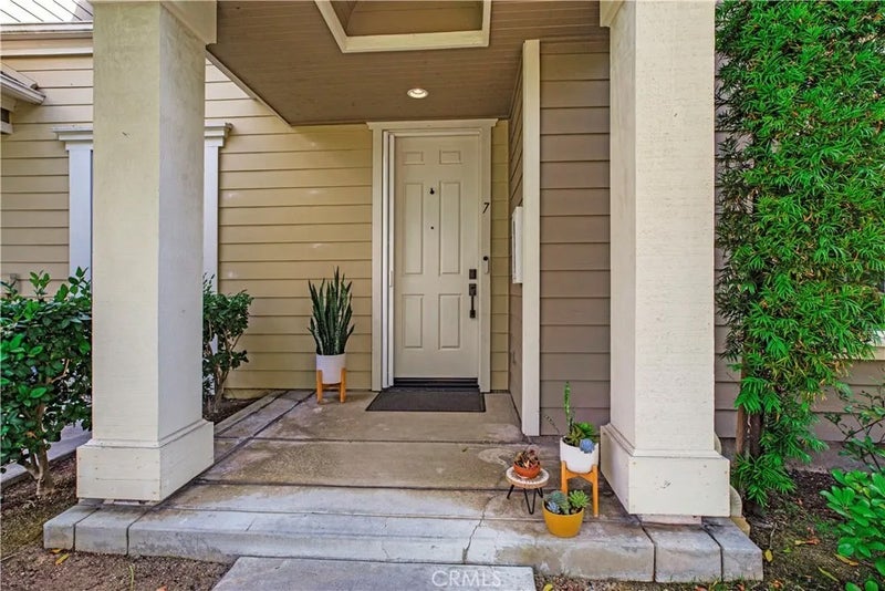 7 Herrick St