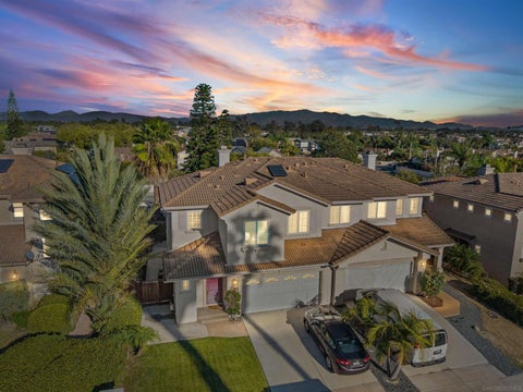 Photo of 917 Via Terecina, Chula Vista, CA 91910 (MLS # 260024795)