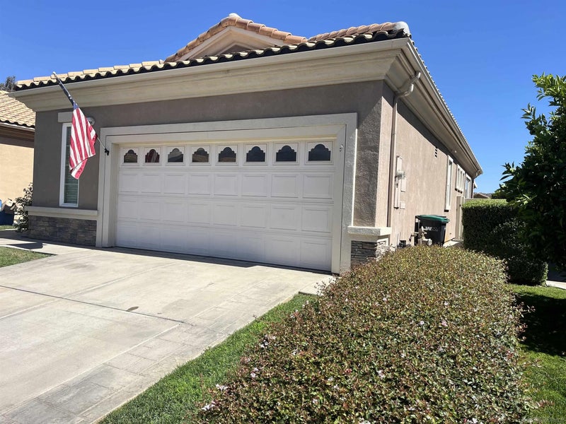 4929 Rolling Hills Avenue