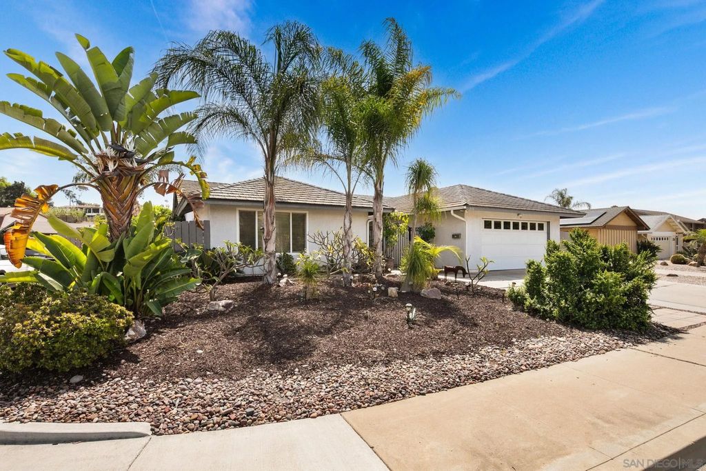 Photo of 338 Spruce St, Chula Vista, CA 91911 (MLS # 260008527)