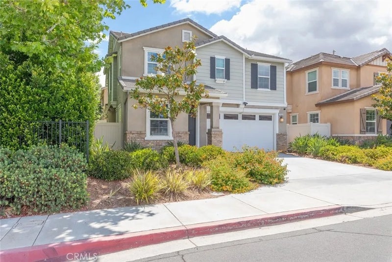 1115 S Magnolia