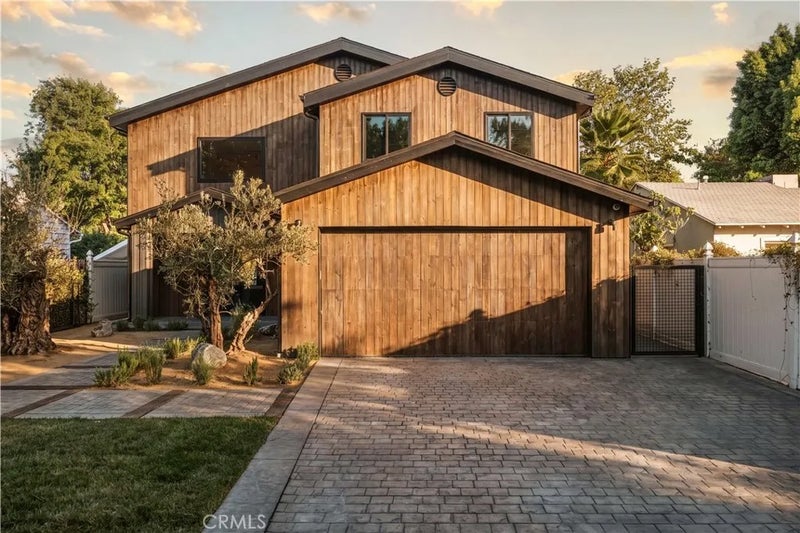 5114 Cedros Avenue
