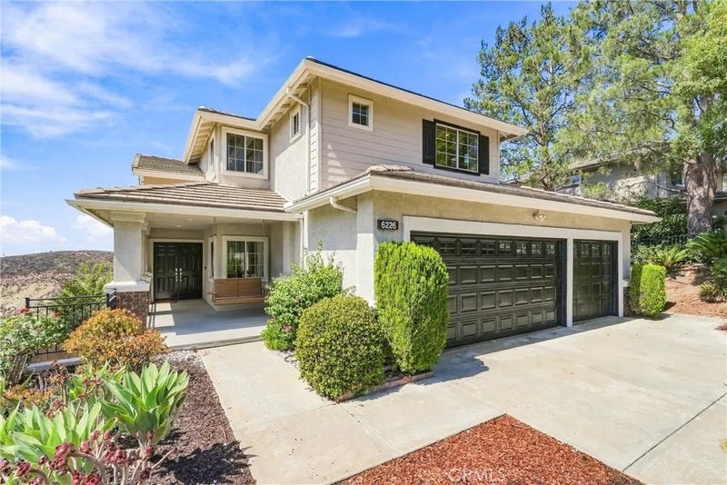 6226 E Cliffway Drive
